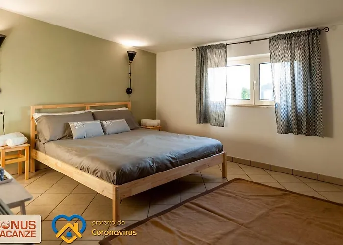 Livingapple Daire Scauri (Lazio)