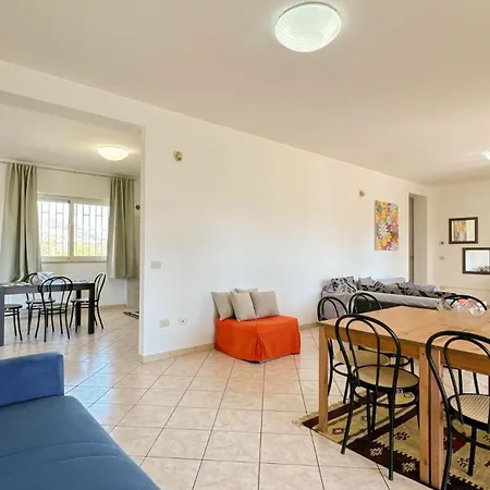 Livingapple Scauri (Lazio)