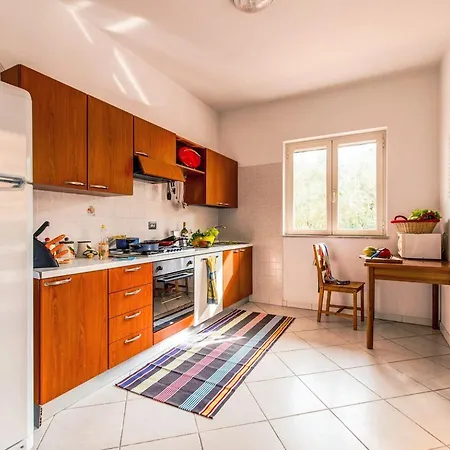 Livingapple Apartment *